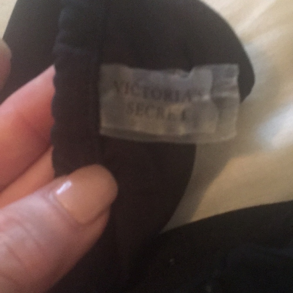 Two Piece bikini - Picture 2 of 3